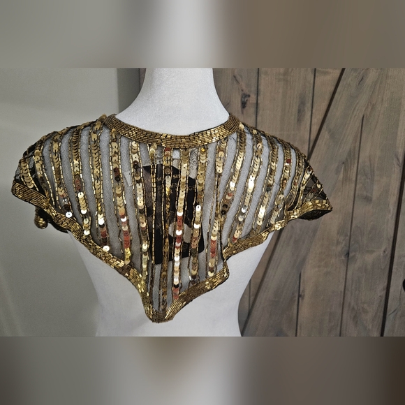 VINTAGE Gold Sequin Beaded  Shoulder Sling Mesh Capelet Tie Front. NWT - Picture 7 of 10